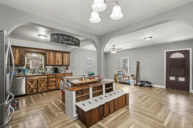 501 S College Street, Itasca, TX 76055