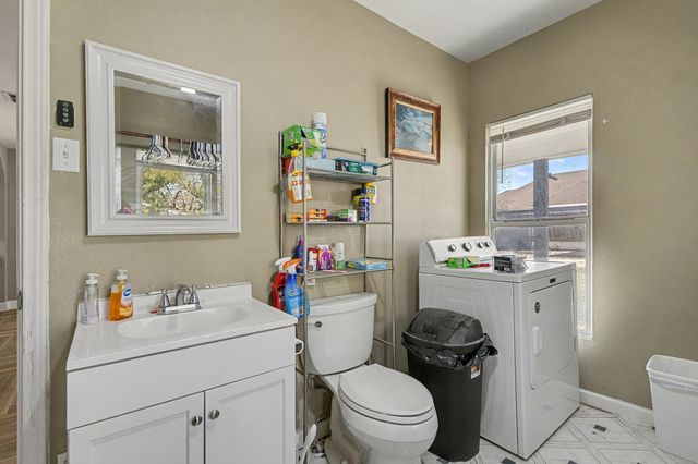 501 S College Street, Itasca, TX 76055