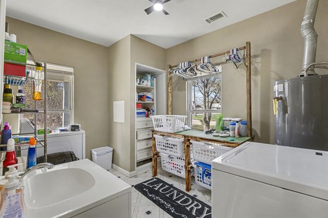 501 S College Street, Itasca, TX 76055