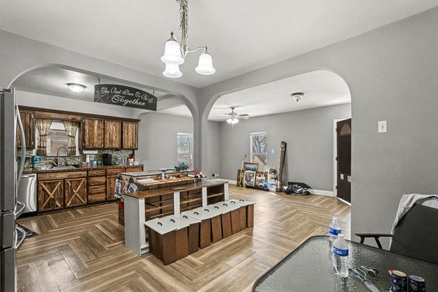 501 S College Street, Itasca, TX 76055