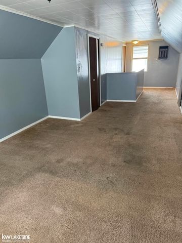 25127 Buick Street, Roseville, MI 48066