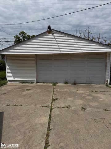 25127 Buick Street, Roseville, MI 48066