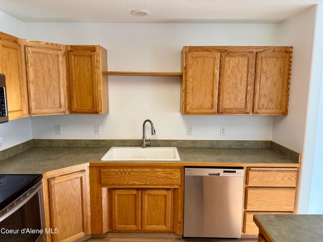 1107 W Woodlawn DR, Hayden, ID 83835