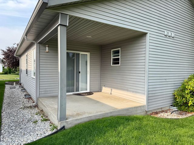 1107 W Woodlawn DR, Hayden, ID 83835