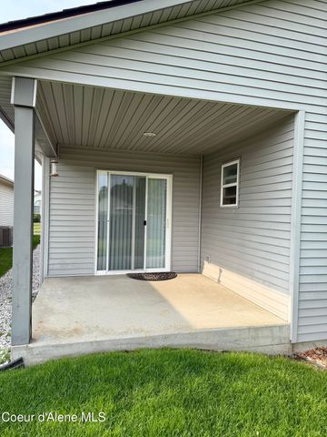 1107 W Woodlawn DR, Hayden, ID 83835