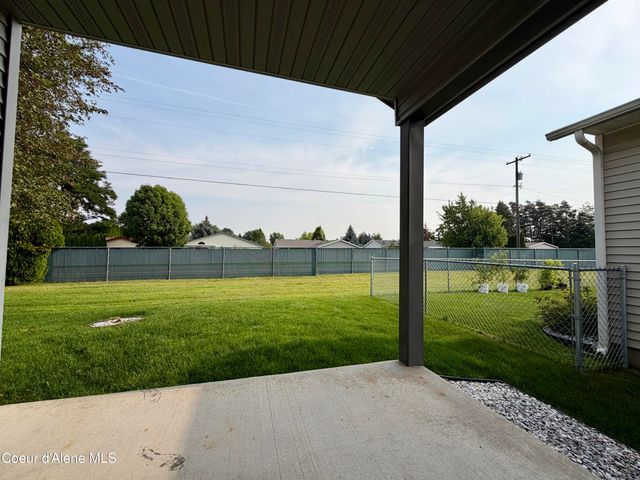 1107 W Woodlawn DR, Hayden, ID 83835