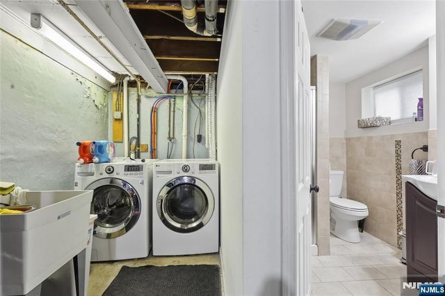 147 Terhune Avenue, Passaic, NJ 07055
