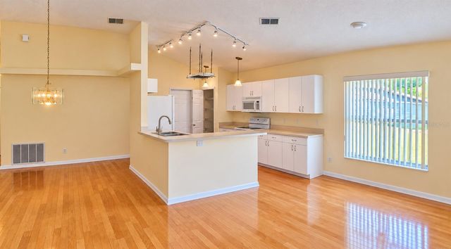 4515 46TH AVE N, St Petersburg, FL 33714