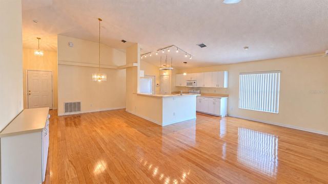 4515 46TH AVE N, St Petersburg, FL 33714