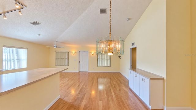 4515 46TH AVE N, St Petersburg, FL 33714
