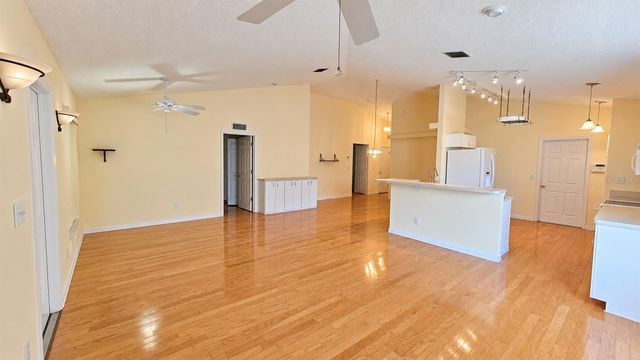 4515 46TH AVE N, St Petersburg, FL 33714