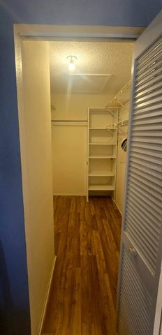 1001 TARTAN DRIVE 302, Palm Harbor, FL 34684