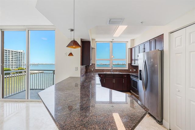 2000 N Bayshore Dr 621, Miami, FL 33137