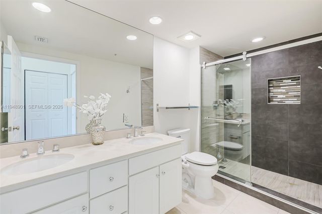 2000 N Bayshore Dr 621, Miami, FL 33137