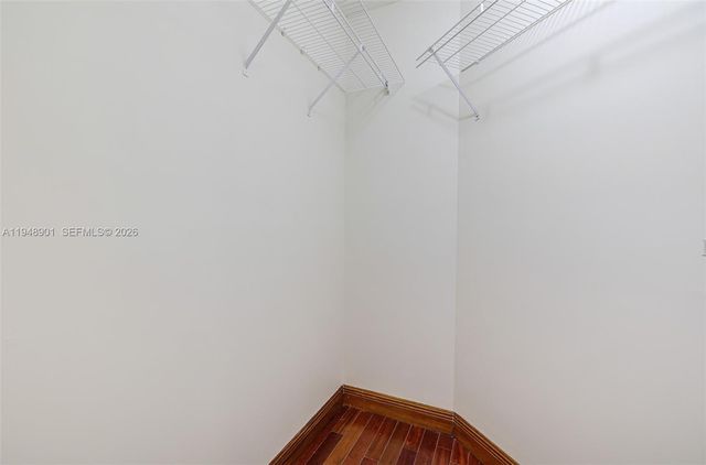 2000 N Bayshore Dr 621, Miami, FL 33137