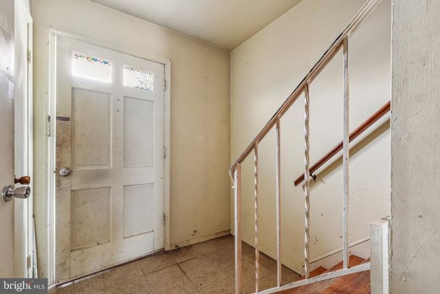 14447 VILLAGE DR, Woodbridge, VA 22191