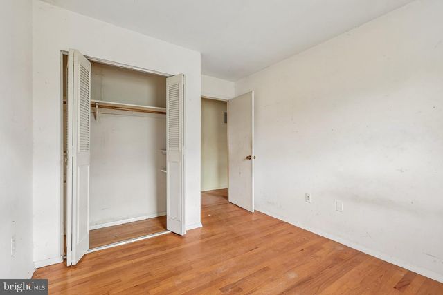 14447 VILLAGE DR, Woodbridge, VA 22191