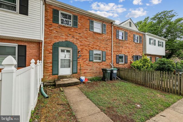 14447 VILLAGE DR, Woodbridge, VA 22191