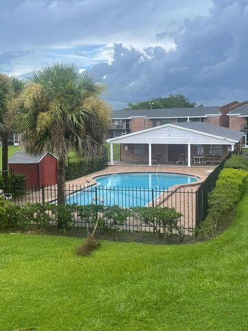 1432 HOLDEN AVENUE C6, Orlando, FL 32839