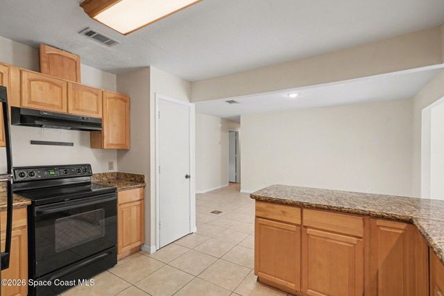 1340 Mariposa Drive NE, Palm Bay, FL 32905