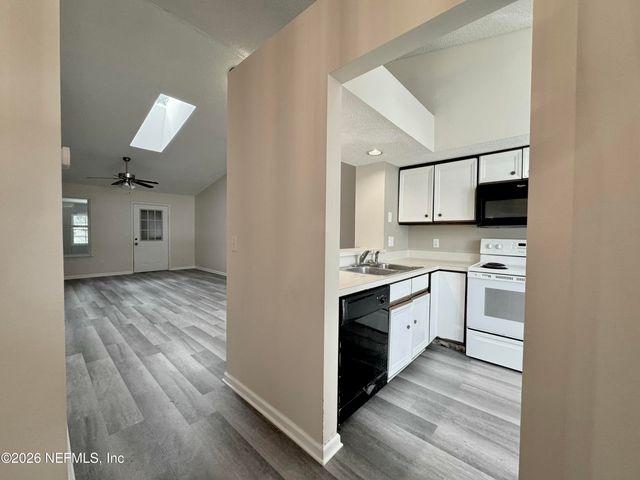 8080 VIRGO Street, Jacksonville, FL 32216