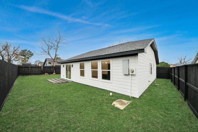 1714 Merton Drive, Houston, TX 77015