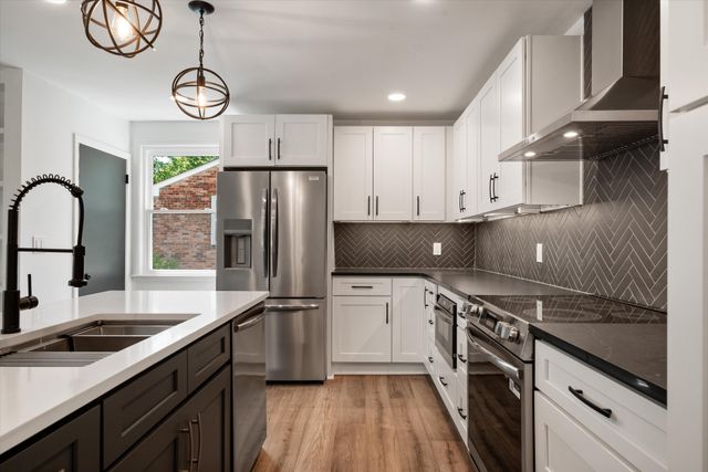 344 Lynn Dr, Nashville, TN 37211