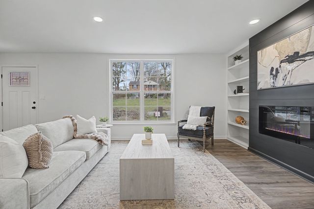 344 Lynn Dr, Nashville, TN 37211