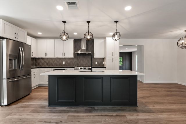 344 Lynn Dr, Nashville, TN 37211