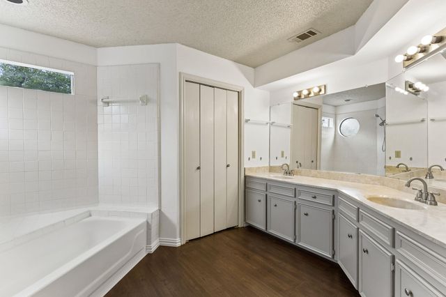 19 Deerfield DR 2, Wimberley, TX 78676