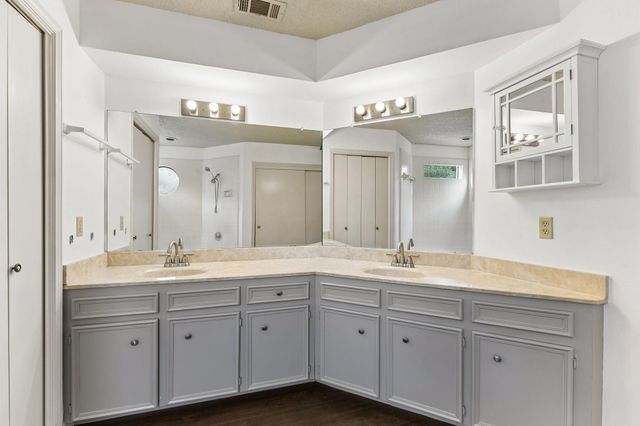 19 Deerfield DR 2, Wimberley, TX 78676