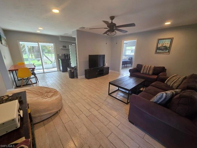 311 Schoolside DR, Lehigh Acres, FL 33936