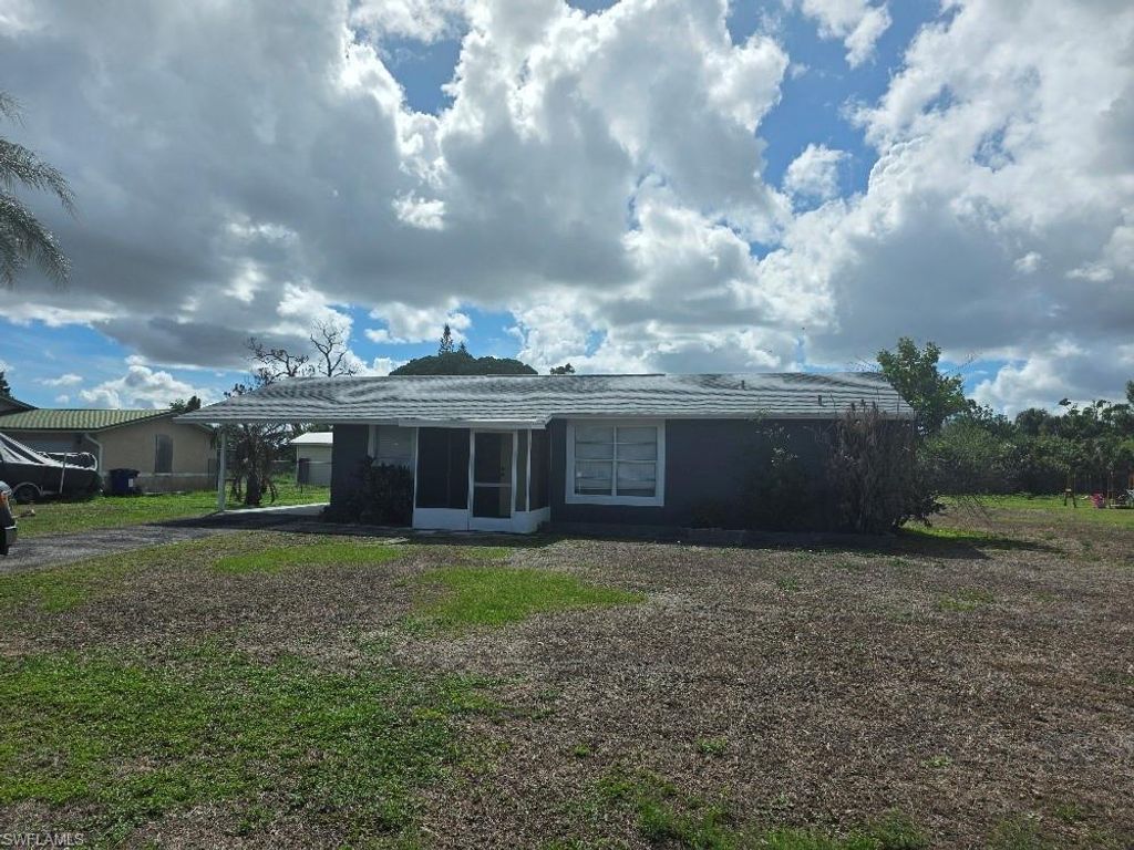 311 Schoolside DR, Lehigh Acres, FL 33936