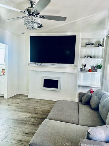 5906 Arlington, Los Angeles, CA 90043