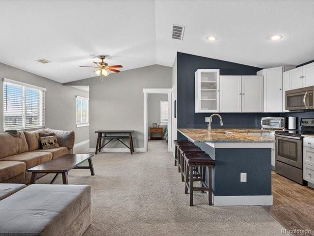 18274 W 58th Pl 37, Golden, CO 80403