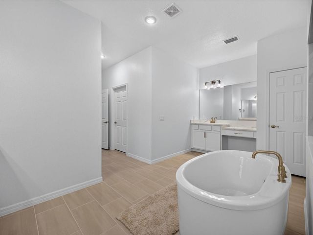 2049 ROCK MAPLE BEND, Kissimmee, FL 34746