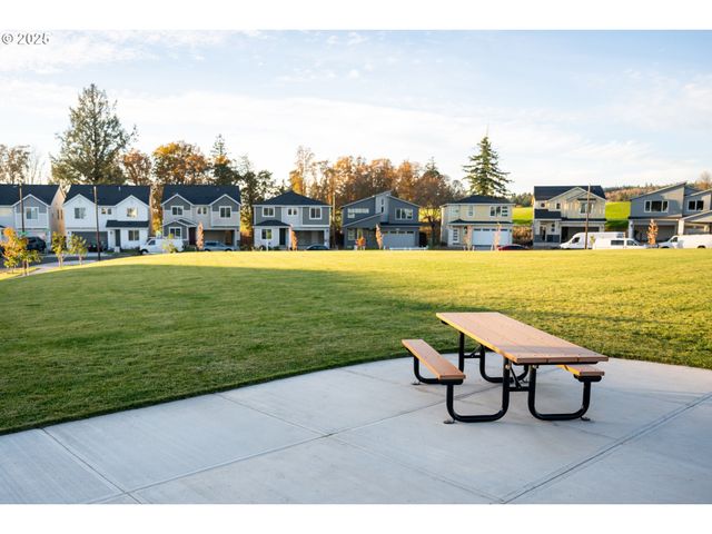 18660 Sw SOLITUDE St, Beaverton, OR 97007