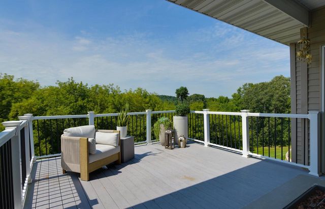 1680 Great Forest DRIVE, West Bend, WI 53090