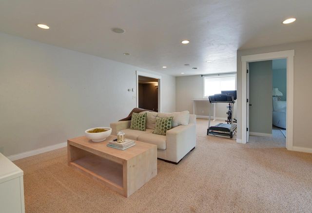 1680 Great Forest DRIVE, West Bend, WI 53090