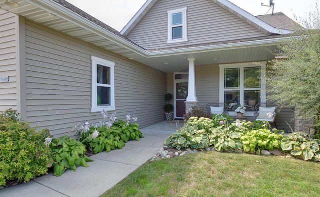 1680 Great Forest DRIVE, West Bend, WI 53090