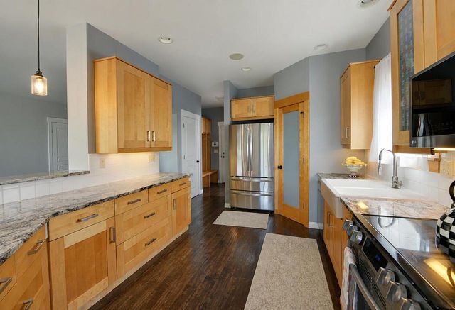 1680 Great Forest DRIVE, West Bend, WI 53090