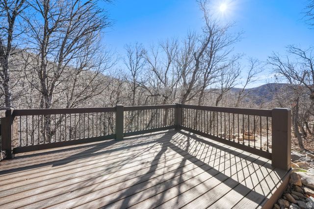 82 N MEADOW DR, Springville, UT 84663
