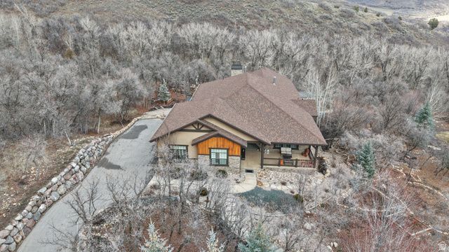 82 N MEADOW DR, Springville, UT 84663