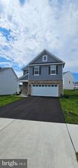 124 MASCOUTEN, Winchester, VA 22602