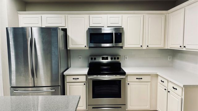 22 Timberstar Street, The Woodlands, TX 77382