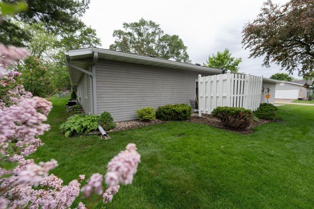 2842 19th Avenue NW, Rochester, MN 55901