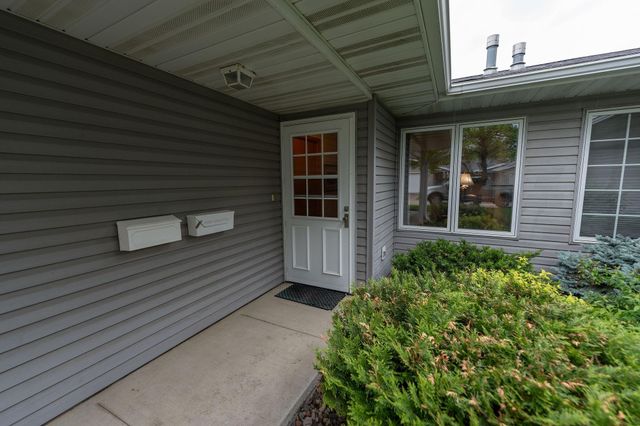 2842 19th Avenue NW, Rochester, MN 55901