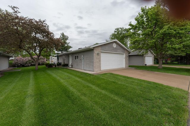 2842 19th Avenue NW, Rochester, MN 55901