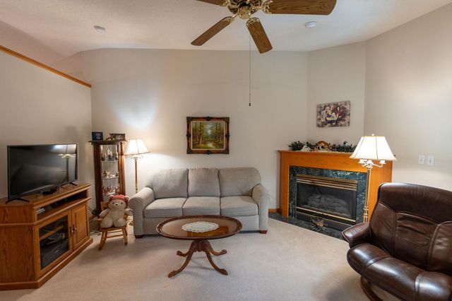 2842 19th Avenue NW, Rochester, MN 55901