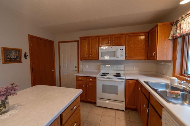 2842 19th Avenue NW, Rochester, MN 55901